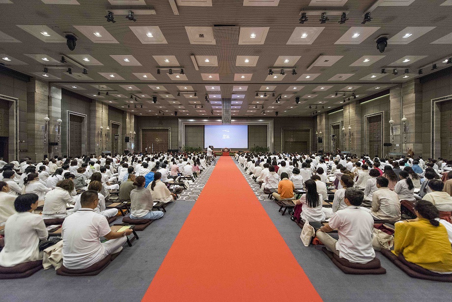 karmapa HS morning 16Aug2016 18